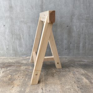 ウマ (什器脚 作業ウマ)三つ足ver