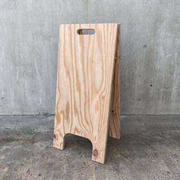 立看板　24mm合板 (高さ82cm幅40cm)